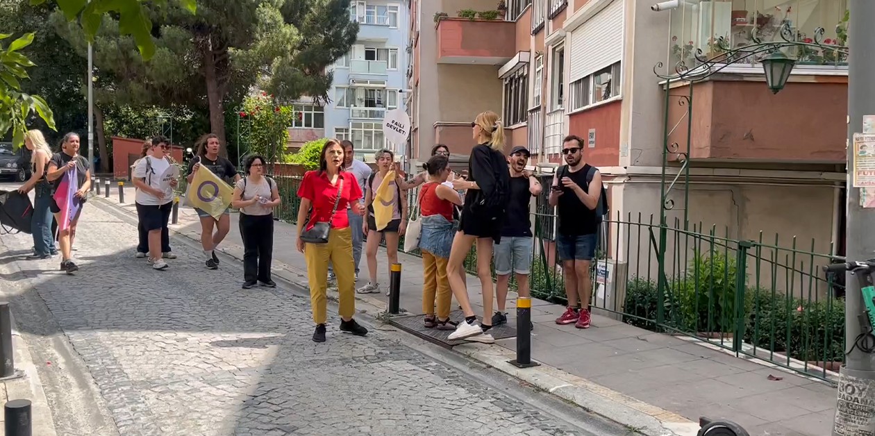 23. İstanbul Onur Yürüyüşü'nde Polis Saldırısı ve İşkence I 29 Haziran - #YAŞAMDAISRAR - ÜniKuir