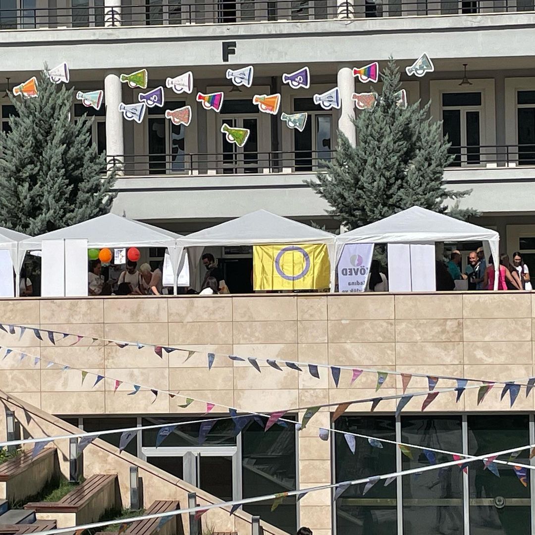 interseks-farkindalik-gunu-lgbt-harekete-dahil-olmayi-dunyanin-kalanindan-daha-guclu-sekilde-basardik