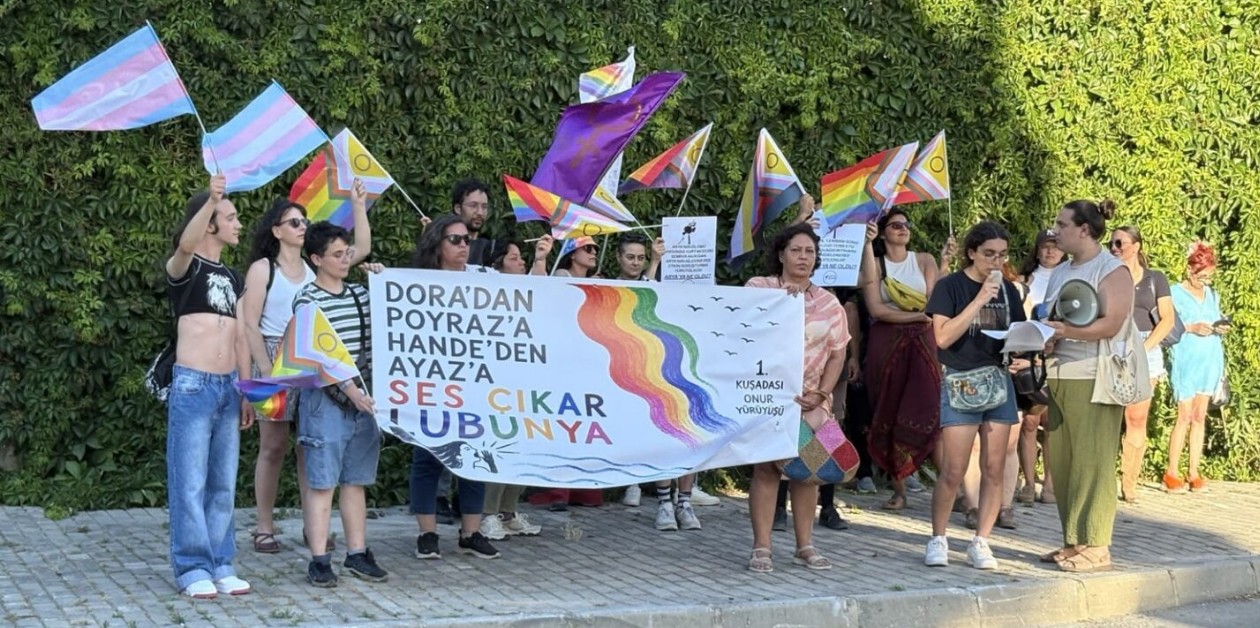 Kuşadası’ndaki İlk Onur Yürüyüşü’ne Polis Müdahalesi: 6 Gözaltı - ÜniKuir