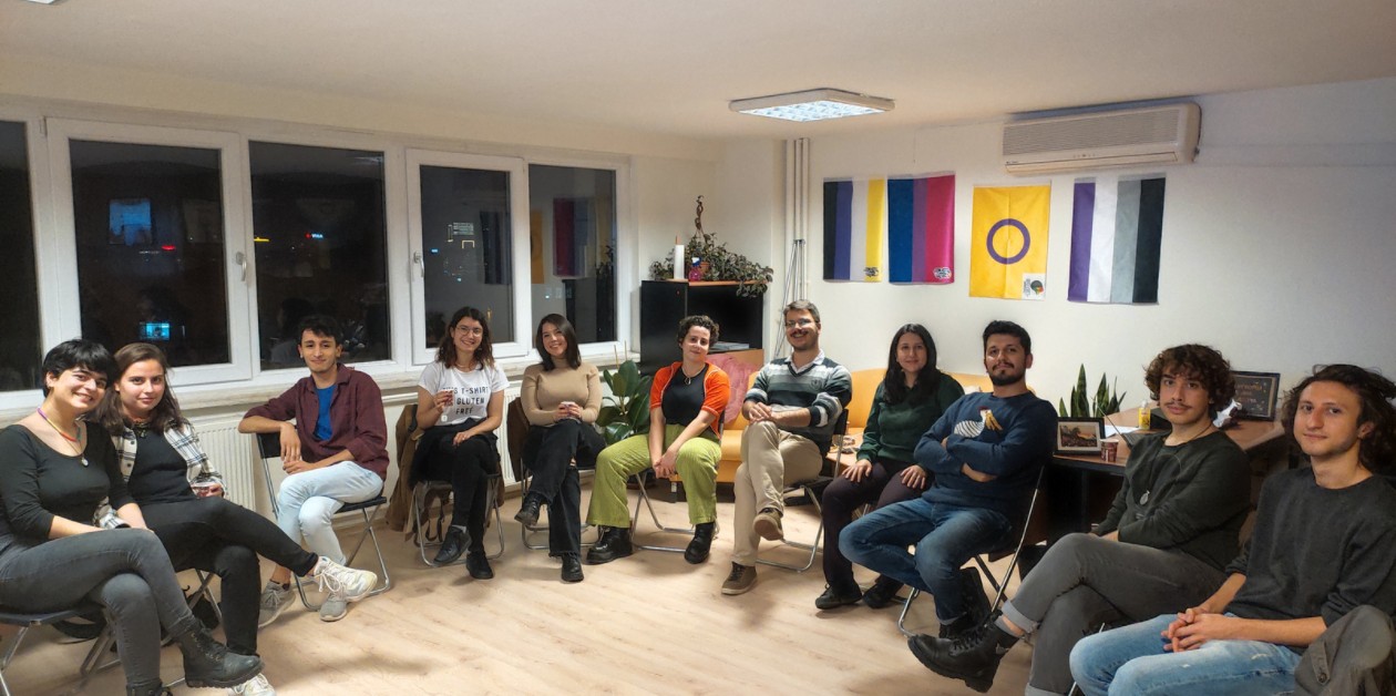 ÜniKuir medya gönüllülerinin ilk buluşması gerçekleşti  - ÜniKuir