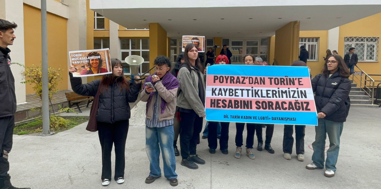  Üniversitelerde Başlayan Adalet Çağrısı DTCF’de Büyüyor "Poyraz’dan Torîn’e Kaybettiklerimizin Hesabını Soracağız" - ÜniKuir