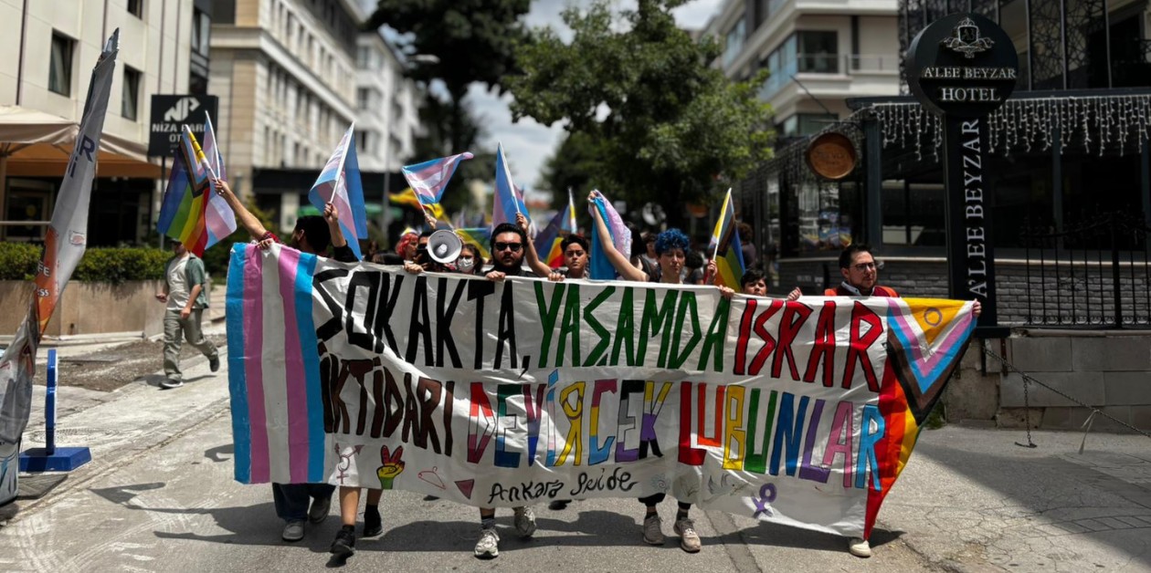 Yasak, Karartma, Sansür! Ankara Onur Yürüyüşü’nde Gözaltı - ÜniKuir
